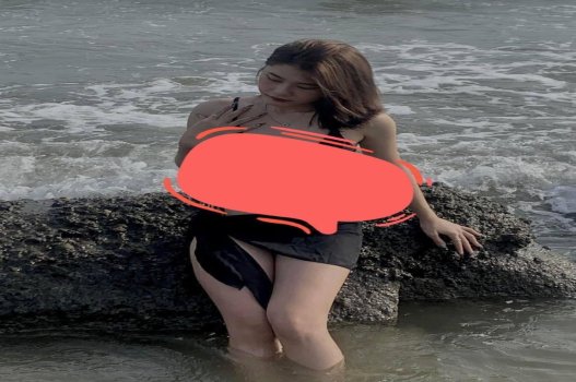 พี่ชายของฉันกดน้องสาวของเขาให้มีเพศสัมพันธ์ในสวน