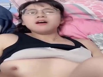 คลิปร้อนของ Tieu Tam Tran Thi Huyen Tran