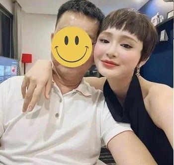 การทำให้ความรักกับน้องสาวของฉันมีหน้าอกขนาดใหญ่