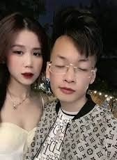 แม่เลี้ยงและน้องสาวเซ็กซี่ที่เย้ายวนใจในสถานการณ์ที่ไม่คาดคิด